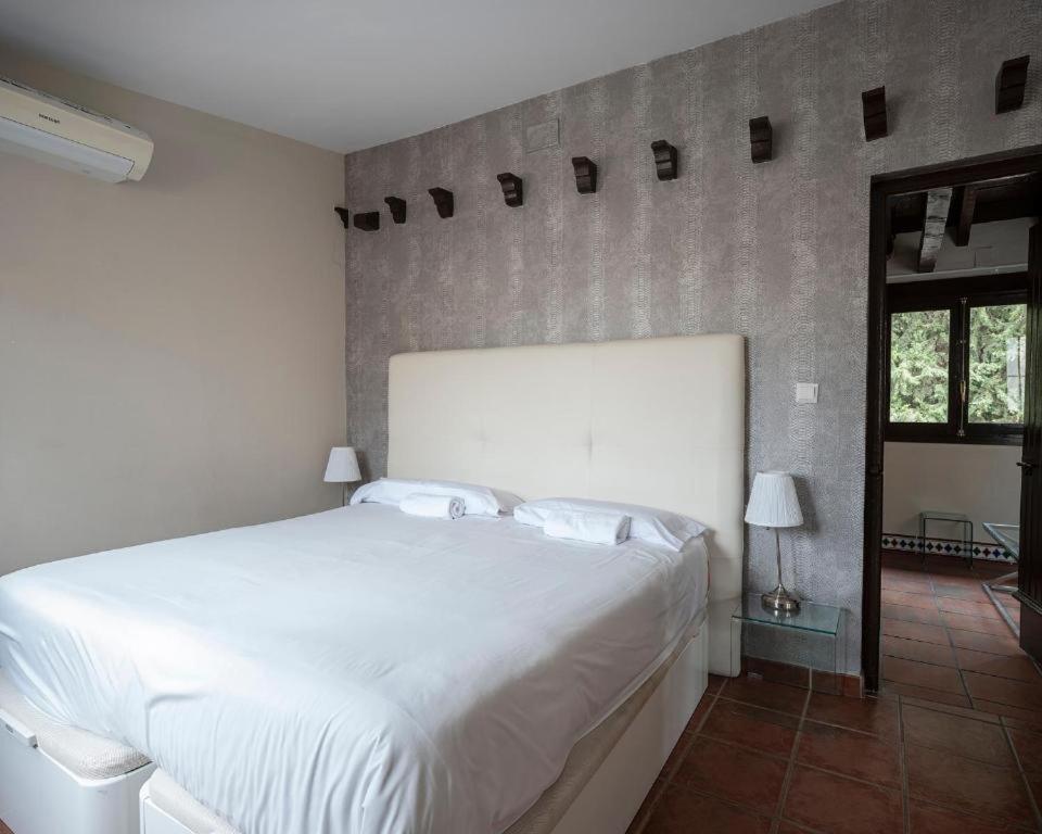 Apartamentos Optima Palacete De La Alhambra Junto A La Alhambra Granada Eksteriør bilde